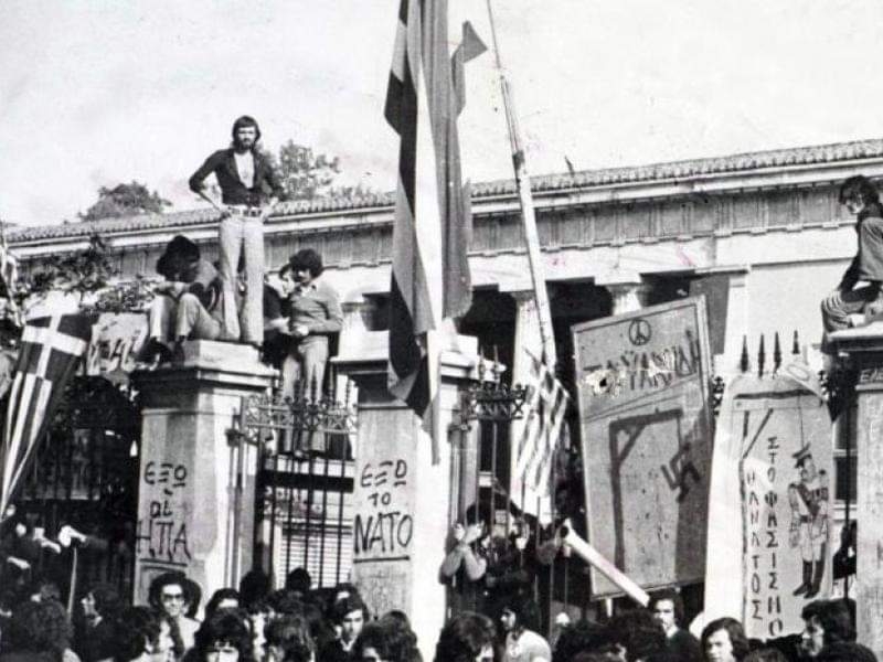 a254a511d263645435862d70354806d0-589