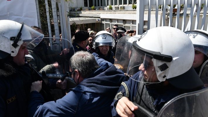 e0ebb7f01c0eb9be9232cc8ab2735bfa-46a