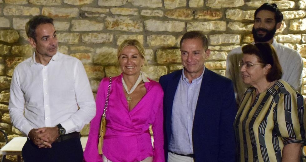 4c3baddecd17c70b34c2ab69150f40dd-080