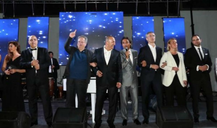 3237ca141c5ebbe4bc12dc6a124ca795-cd2