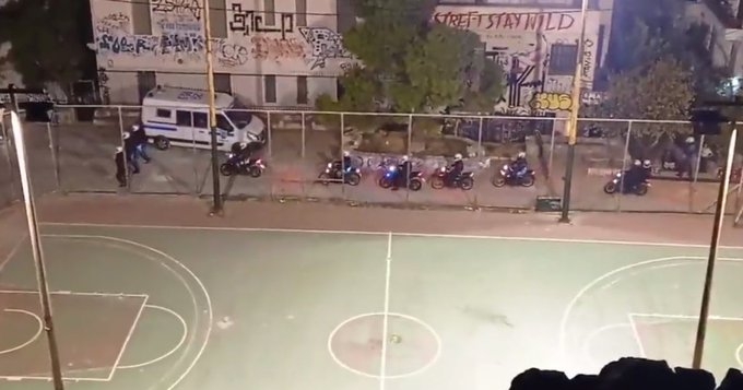 9744bbaab7aafd375f72d14d740f5560-bc7