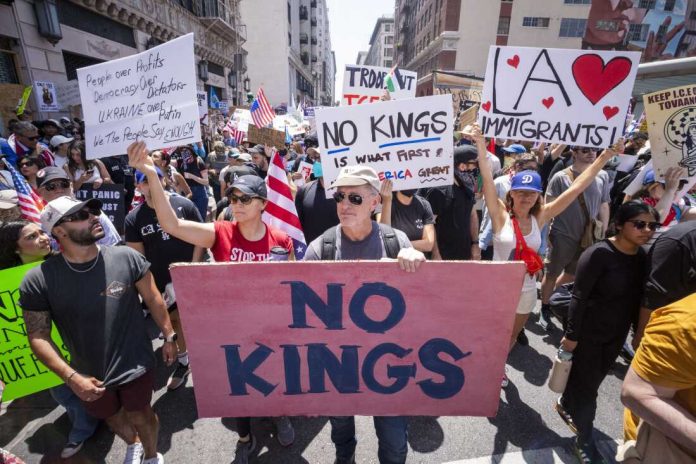 TOPSHOT-US-POLITICS-DEMONSTRATION